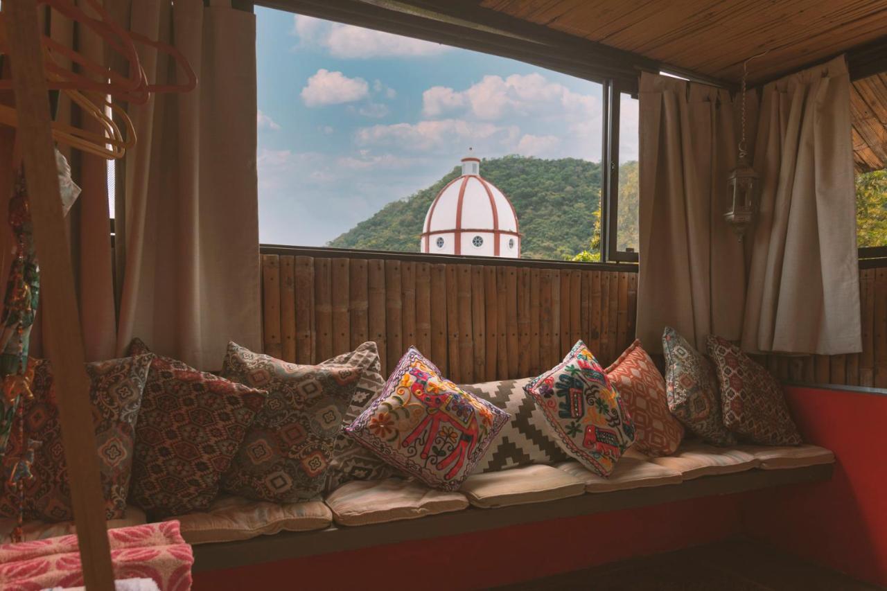 Casa Amberes Panzió Honda  Kültér fotó