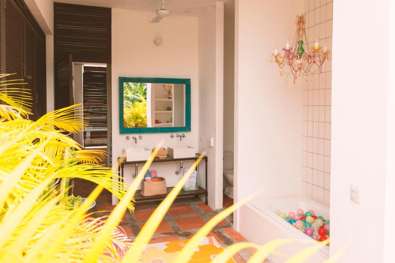 Casa Amberes Panzió Honda  Kültér fotó