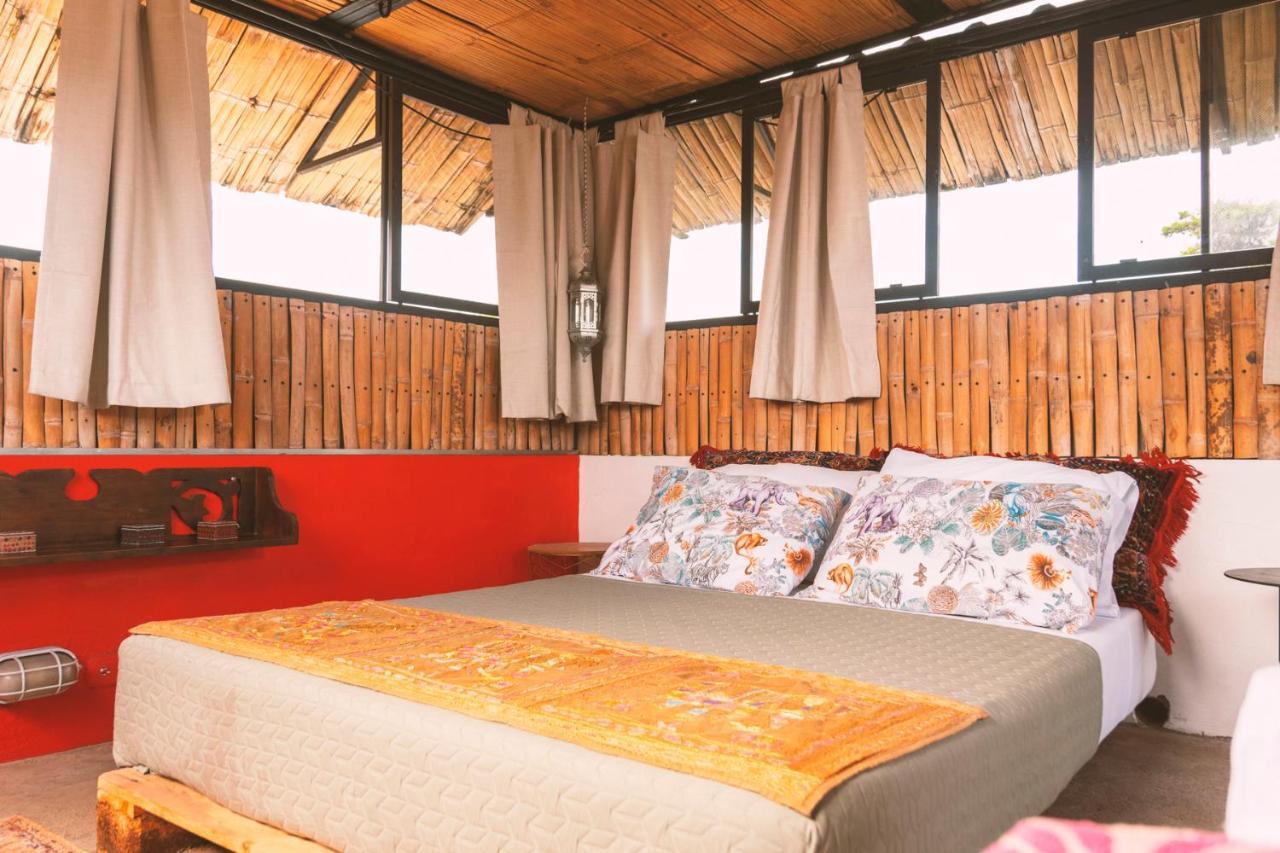 Casa Amberes Panzió Honda  Kültér fotó